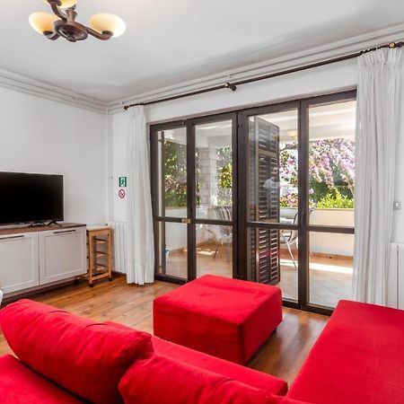 Apartments With A Parking Space Pjescana Uvala, Pula - 7349 外观 照片