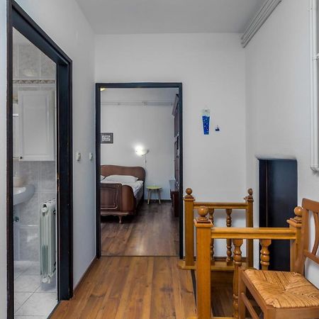 Apartments With A Parking Space Pjescana Uvala, Pula - 7349 外观 照片